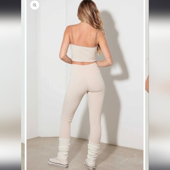 🤎 Le Lis Contrast Trim Set Ribbed Top & High Waist Leggings in Tan - Picture 2 of 4